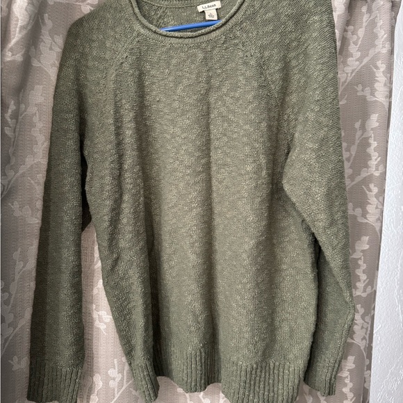 L.L. Bean Green Crew Neck Sweater - Picture 1 of 1